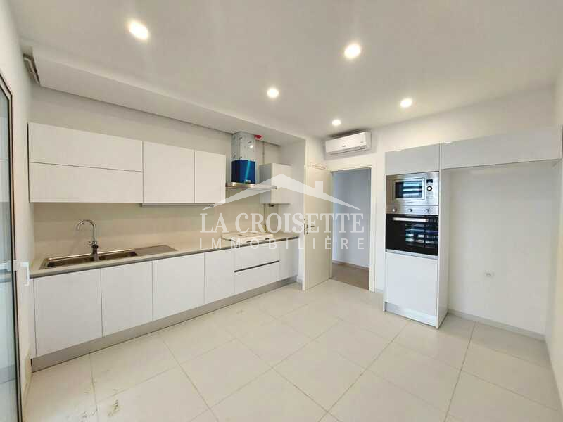 Appartement S+3 à La Soukra